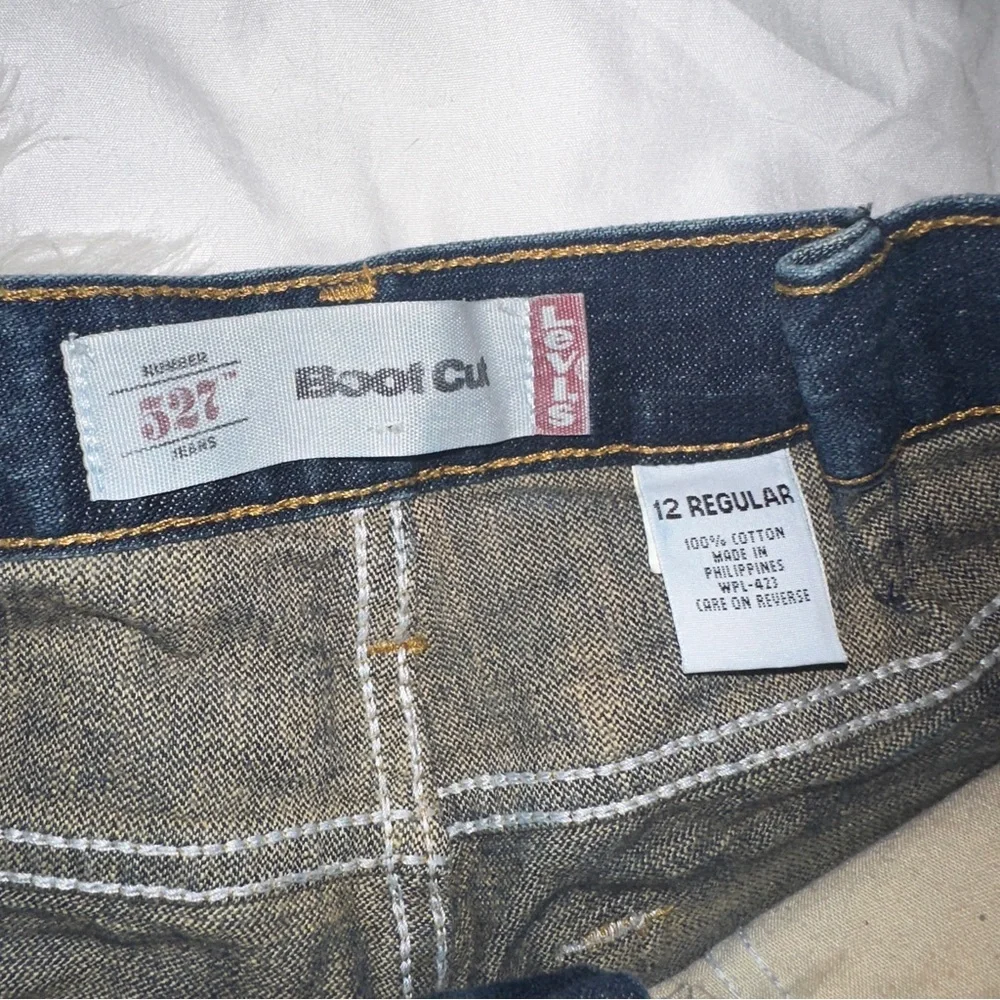 Levi’s | Distressed Ripped Denim Cutoff Shorts Dark Wash Cuffed Hem DIY Size 24